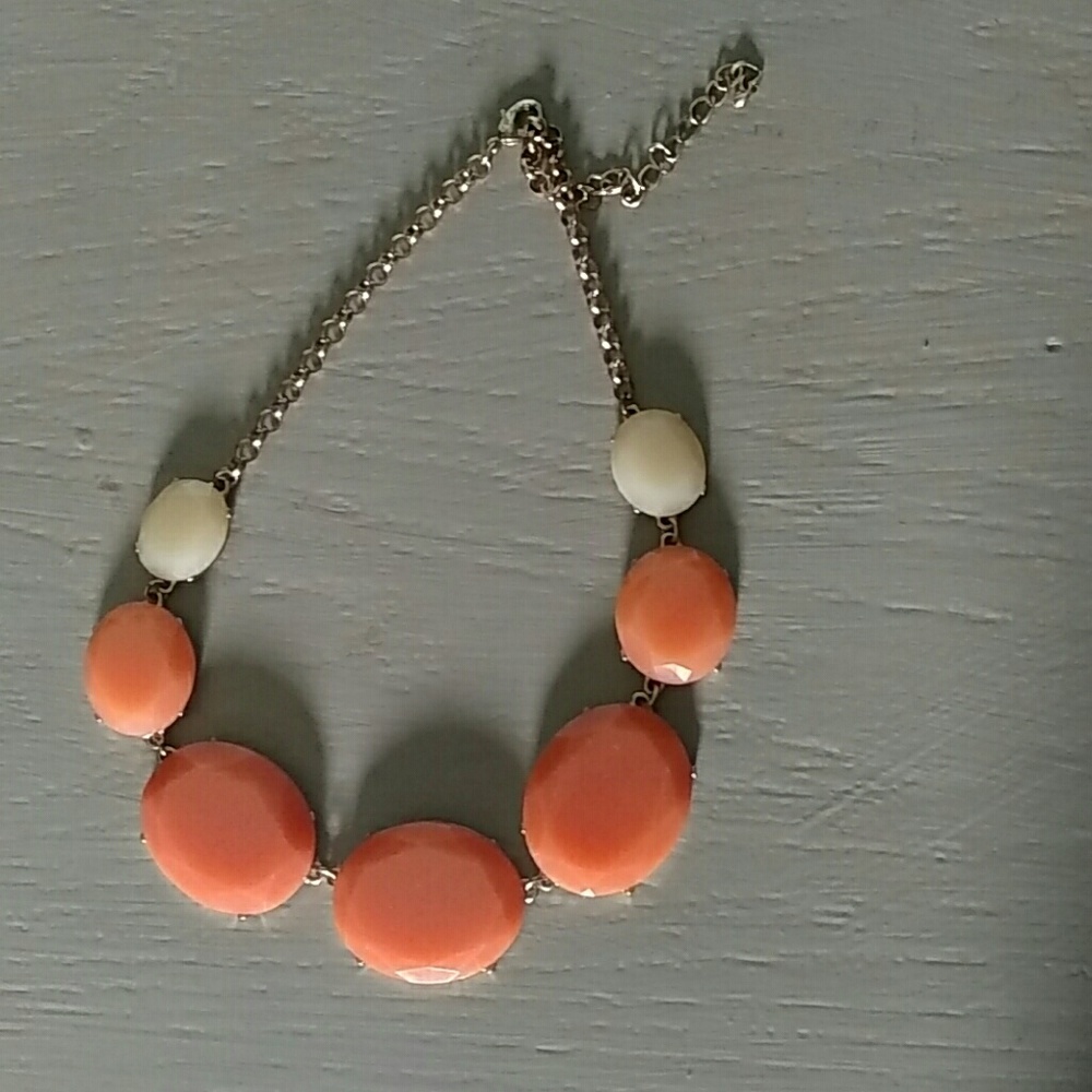 Statement necklace